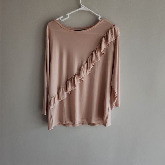 Ivanka Trump Beautiful lightweight jersey top with cross ruffle - Picture 7 of 10